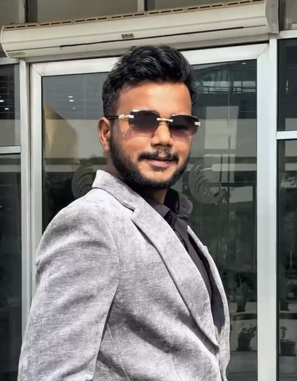 Yogesh Shinde — Digital Skills Mentor